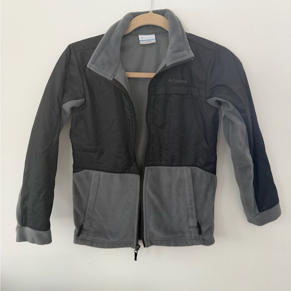 Columbia Black and Gray Kids full zip size M 10/12